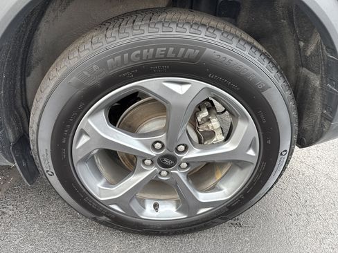 Used 2025 Ford Escape ST-Line Select w/ Tech Pack #1 image 5