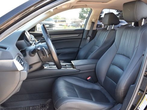 Used 2021 Honda Accord EX-L image 7