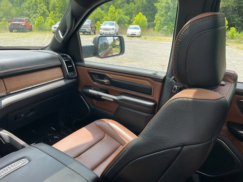 Used 2023 RAM 1500 Limited AWD/4WD image 23