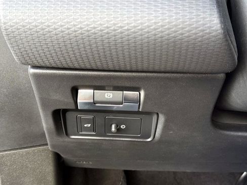 Used 2023 Land Rover Range Rover Evoque S AWD/4WD image 32