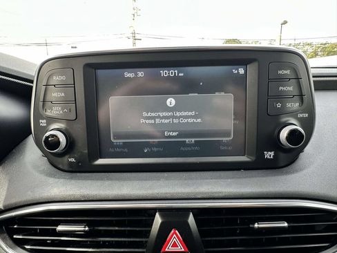 Used 2019 Hyundai Santa Fe Limited AWD/4WD image 22
