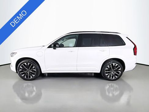 Used 2026 Volvo XC90 T8 Ultra w/ Protection Package AWD/4WD image 4