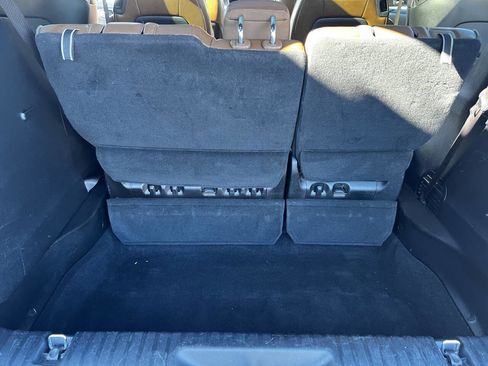 Used 2020 Chrysler Pacifica Limited image 18