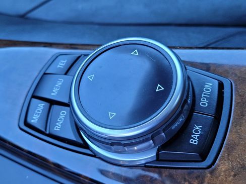 Used 2014 BMW 335i Gran Turismo xDrive image 22