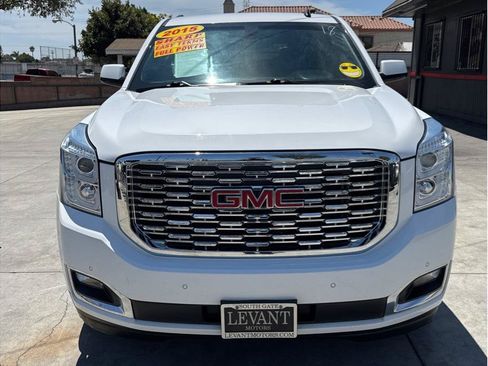 Used 2015 GMC Yukon SLE RWD image 2