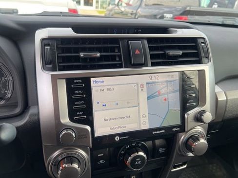 Used 2020 Toyota 4Runner SR5 AWD/4WD image 14