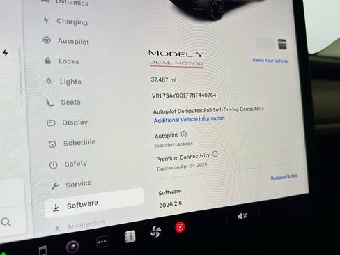 Used 2022 Tesla Model Y Performance image 21