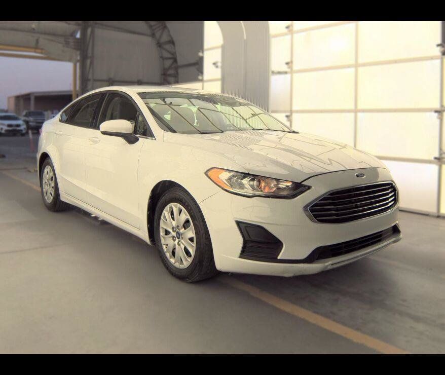 Used 2019 Ford Fusion S FWD image 1