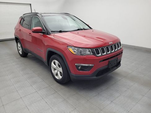 Used 2018 Jeep Compass Latitude w/ Popular Equipment Group FWD image 13