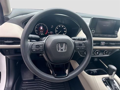 Used 2024 Honda HR-V LX image 11