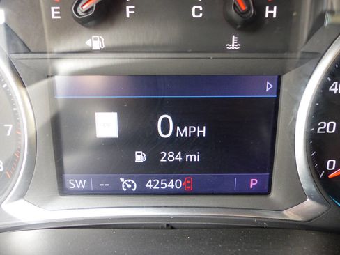 Used 2020 Chevrolet Traverse RS FWD image 28
