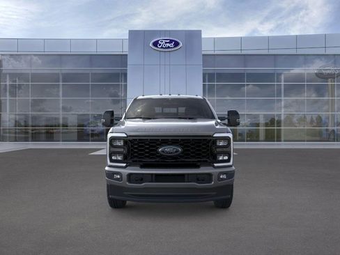New 2026 Ford F250 Lariat w/ Black Appearance Package image 6