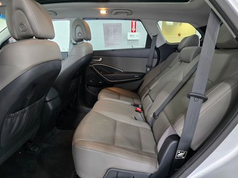 Used 2018 Hyundai Santa Fe SE w/ SE Ultimate Tech Package 03 image 25