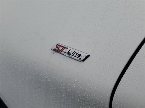 Certified 2023 Ford Explorer ST-Line w/ Class IV Trailer Tow Package image 7