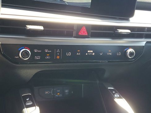 New 2026 Kia Sorento S image 17