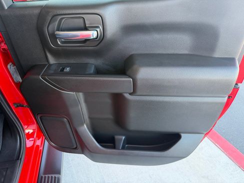 Used 2023 Chevrolet Silverado 1500 Custom image 24