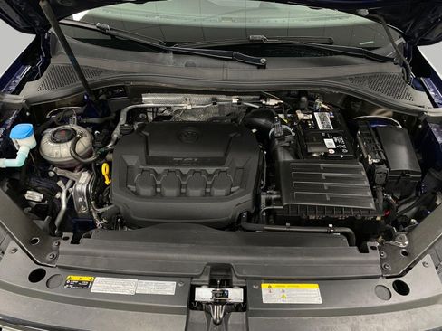 Used 2021 Volkswagen Tiguan SEL AWD/4WD image 12