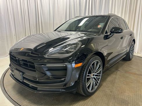 Used 2023 Porsche Macan Turbo image 1
