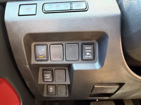 Used 2024 Nissan Frontier Pro-X w/ Pro Convenience Package RWD image 31