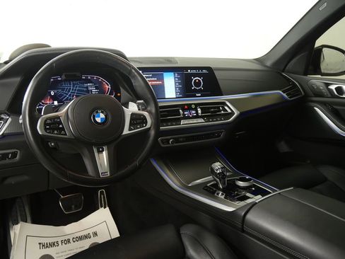 Used 2022 BMW X5 xDrive40i w/ M Sport Package image 12