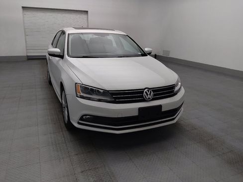 Used 2016 Volkswagen Jetta SEL FWD image 14