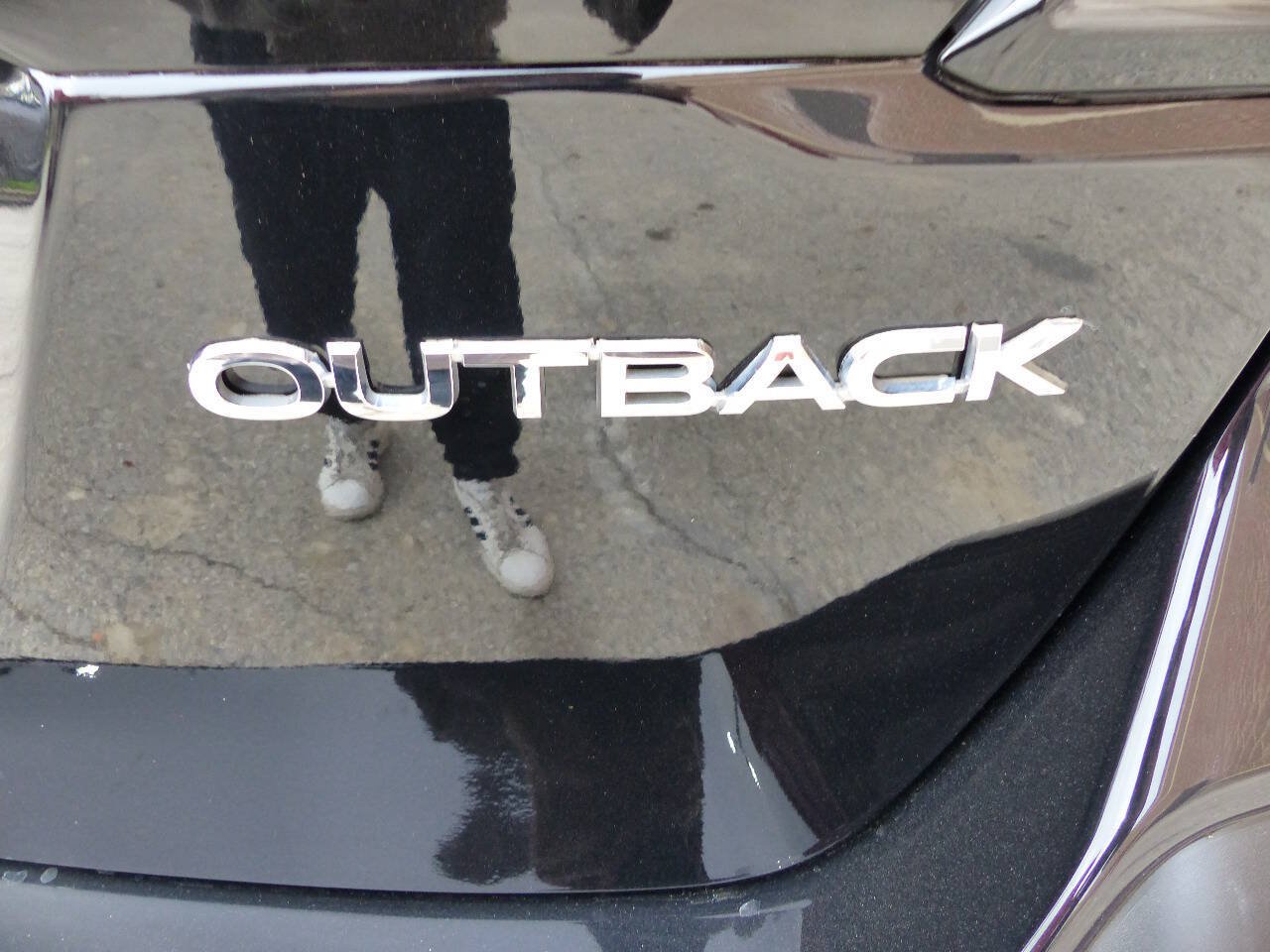 Used 2023 Subaru Outback Premium AWD/4WD image 10