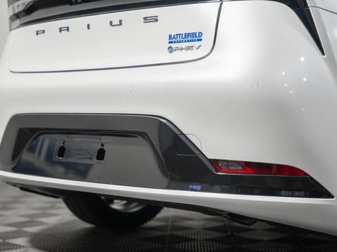 New 2026 Toyota Prius Plug-In Hybrid w/ Limited Premium Package image 9