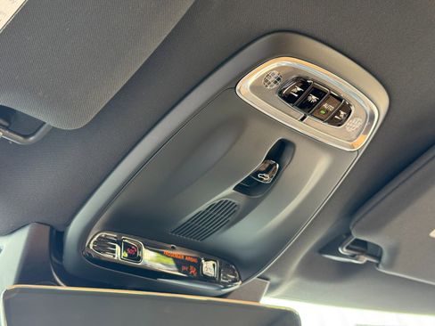 Used 2017 Volvo XC90 T8 Inscription w/ Vision Package image 33