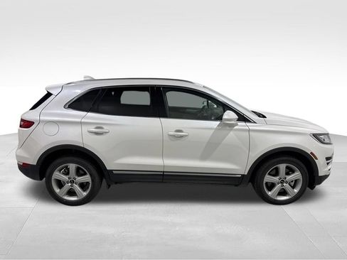 Used 2017 Lincoln MKC Premiere AWD/4WD image 4