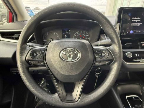 Used 2023 Toyota Corolla LE w/ Carpet Mat Package (TMS) image 17