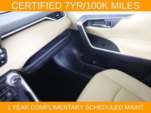 Used 2025 Toyota RAV4 XLE Premium w/ Weather Package AWD/4WD image 16