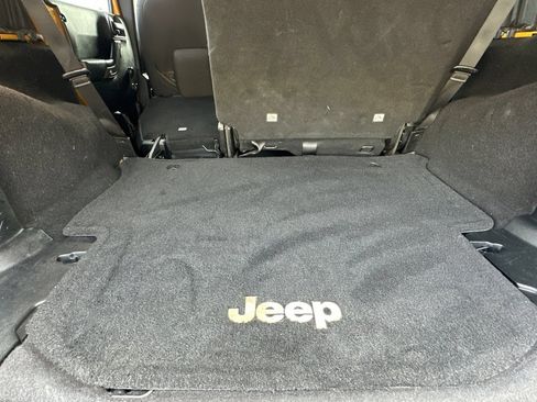 Used 2014 Jeep Wrangler Unlimited Sport AWD/4WD image 15