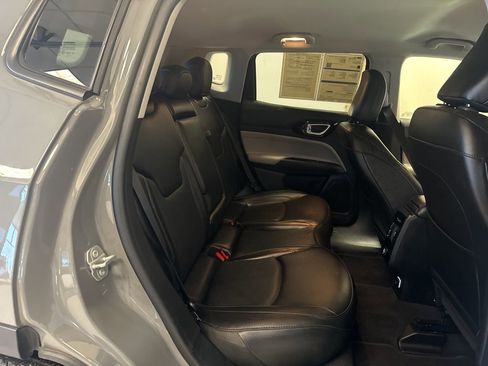 Used 2022 Jeep Compass Limited image 16