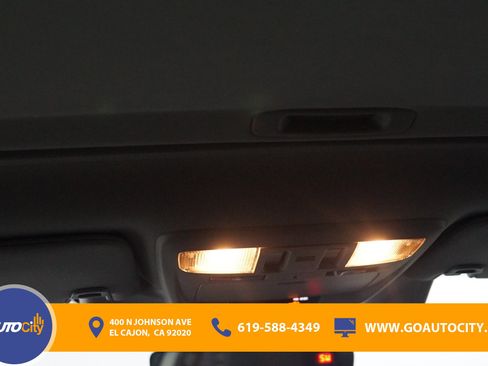 Used 2019 Subaru Outback 3.6R Limited AWD/4WD image 21