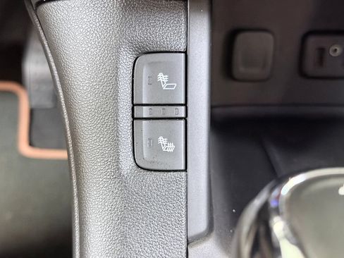 Used 2019 GMC Acadia SLT AWD/4WD image 49