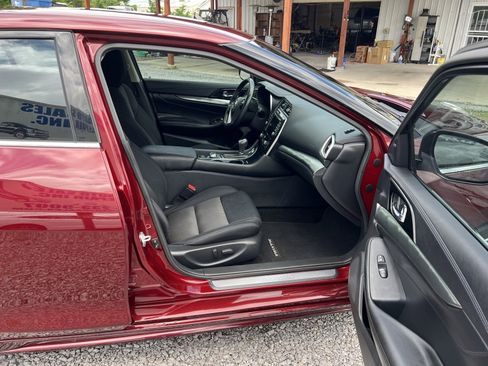Used 2020 Nissan Maxima 3.5 S w/ Floor Mat Group FWD image 15