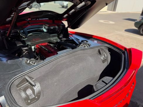 Used 2021 Chevrolet Corvette Stingray Premium Cpe w/ Z51 Performance Package RWD image 46