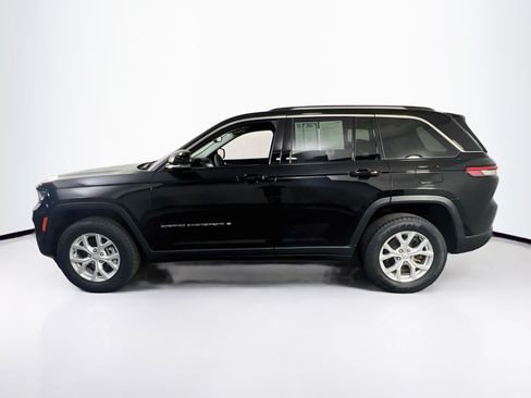 Used 2023 Jeep Grand Cherokee Limited AWD/4WD image 8