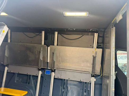 Used 2019 Mercedes-Benz Sprinter 144 image 37