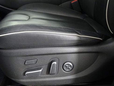 Used 2024 Hyundai Palisade Limited image 24