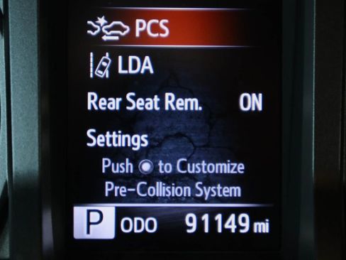 Used 2023 Toyota Tacoma TRD Off-Road w/ Black Out Package (TMS) AWD/4WD image 15