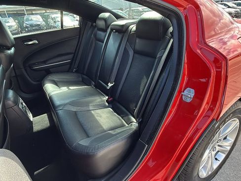 Used 2019 Dodge Charger SXT w/ Leather Interior Group image 23