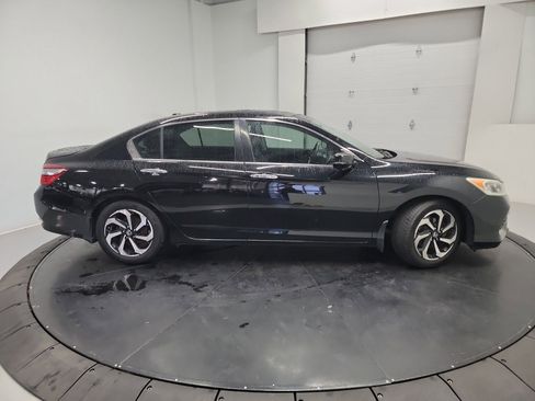 Used 2016 Honda Accord EX-L image 11