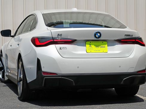 Used 2023 BMW i4 eDrive35 RWD image 5