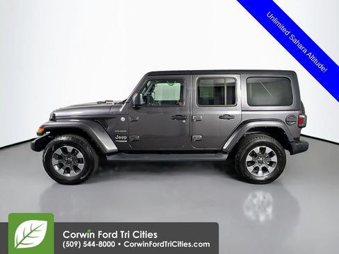 Used 2021 Jeep Wrangler Unlimited Sahara AWD/4WD image 6