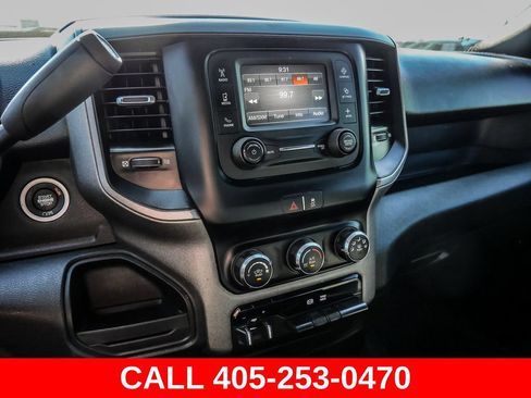 Used 2024 RAM 3500 Tradesman w/ Chrome Appearance Group AWD/4WD image 31