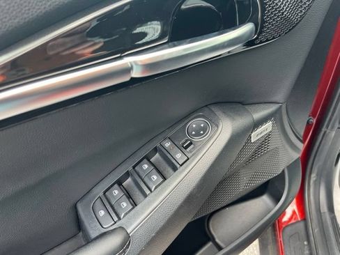Certified 2024 Kia Seltos SX AWD/4WD image 23