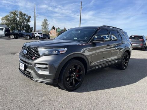 Used 2020 Ford Explorer ST w/ ST Street Pack image 3