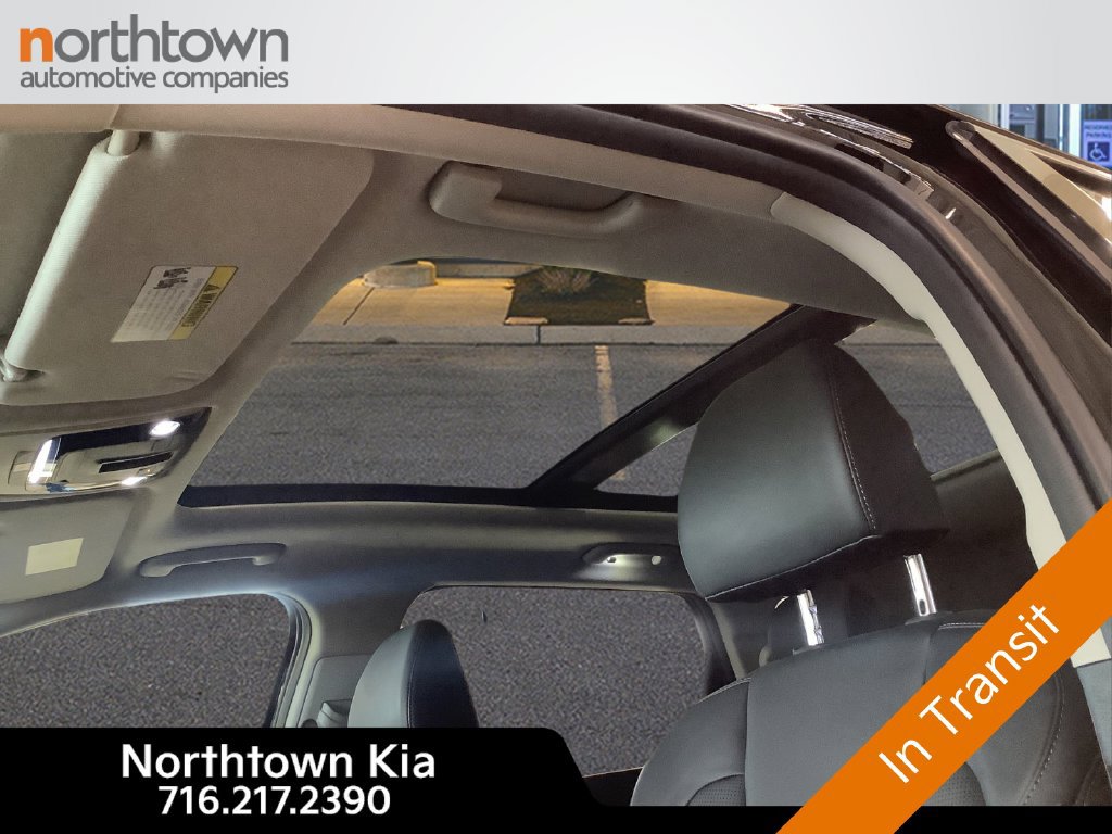 Certified 2025 Kia Sorento EX w/ EX Panoramic Sunroof Package AWD/4WD image 16