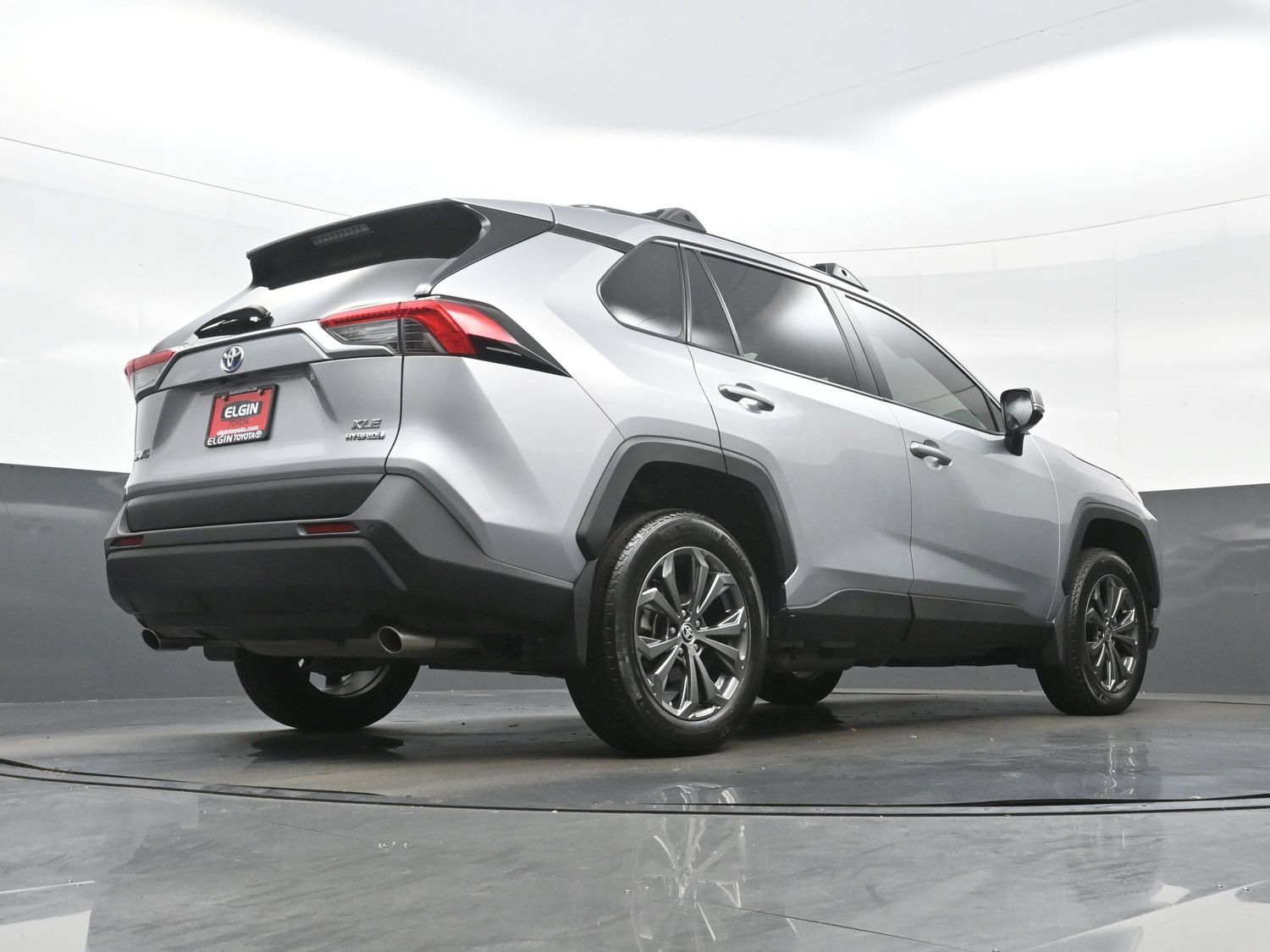 Used 2024 Toyota RAV4 XLE Premium w/ Weather Package AWD/4WD image 34